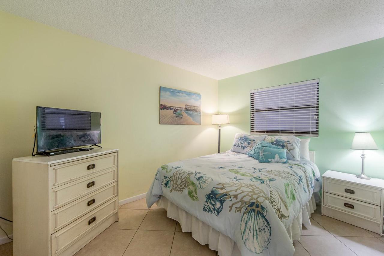 407 Beach Place Condos St. Pete Beach Exteriér fotografie