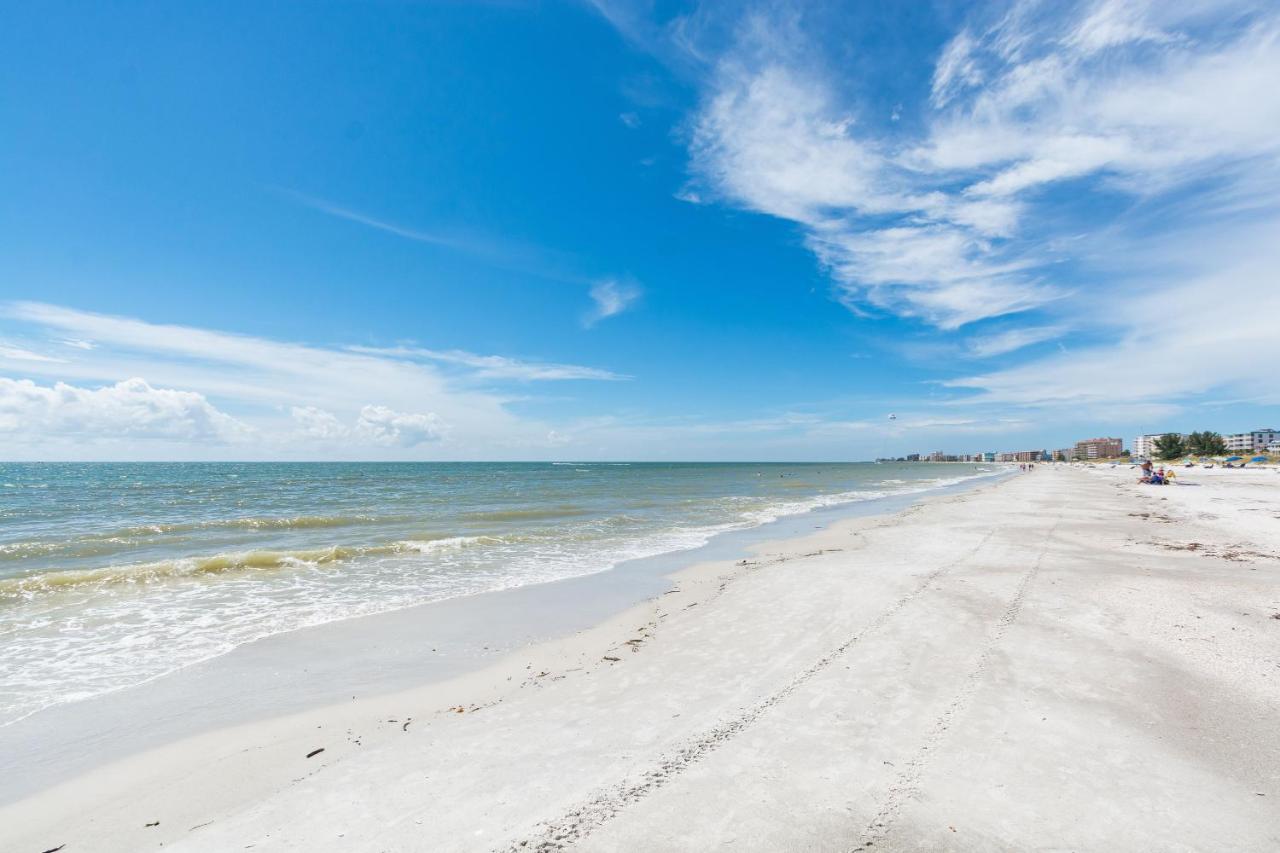 407 Beach Place Condos St. Pete Beach Exteriér fotografie